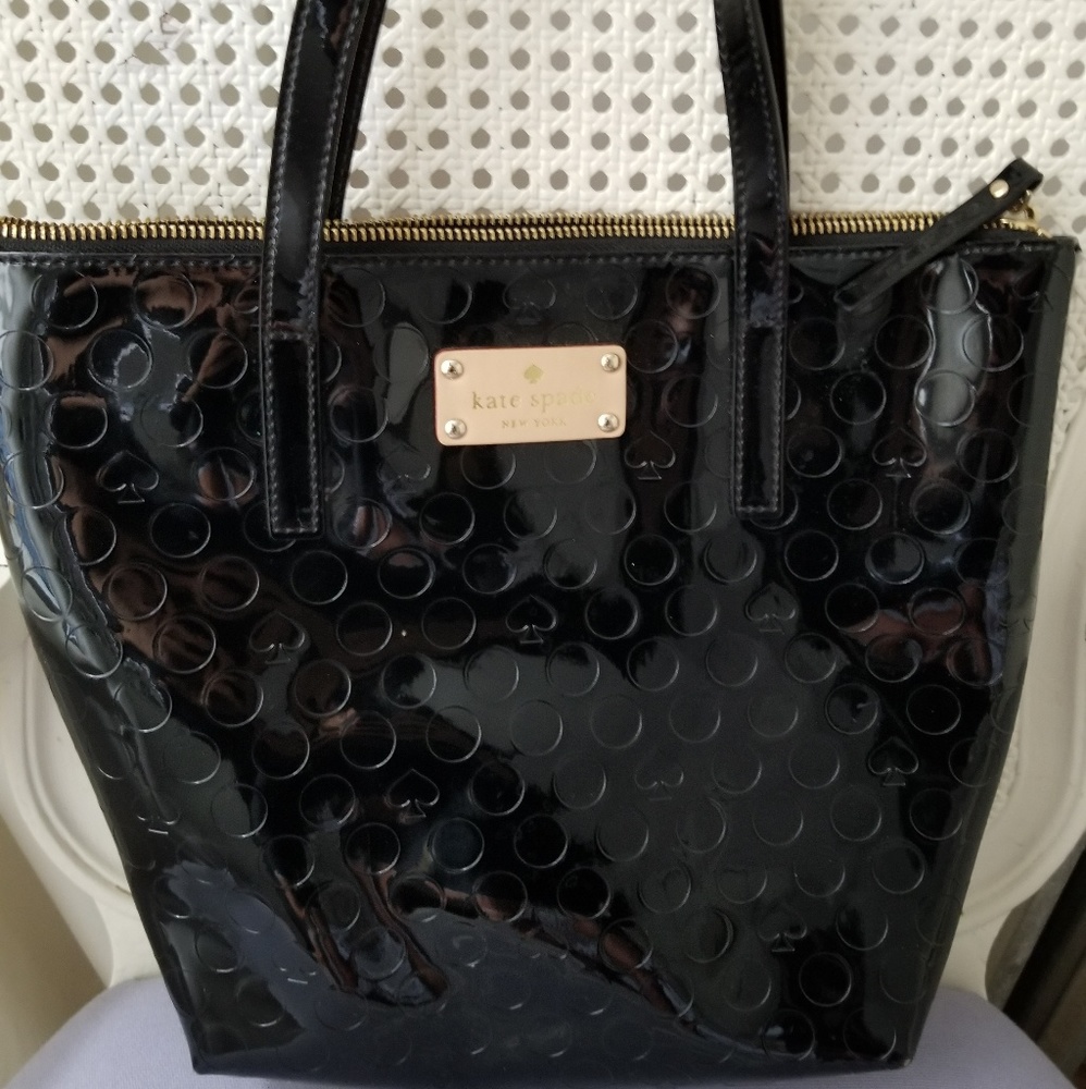 Like new black patent kate spade purse